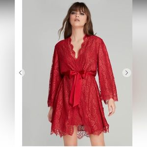 Agent provocateur Kateryna red short kimono